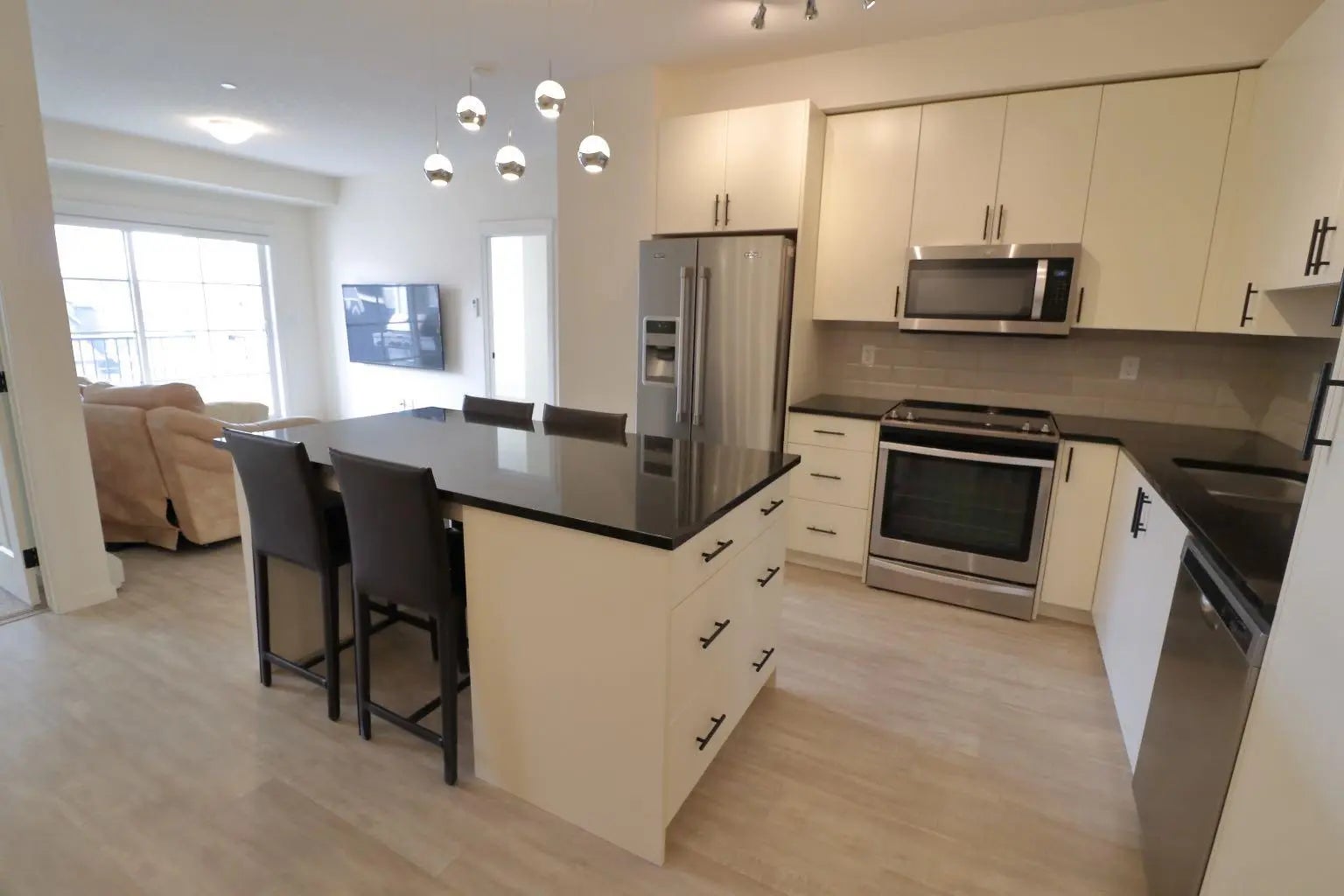 Photo of Listing #A2301922