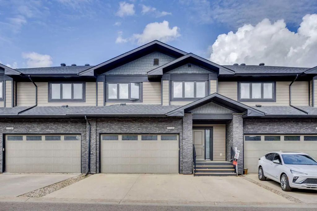 5 208 Sparrow Hawk Drive , Fort McMurray