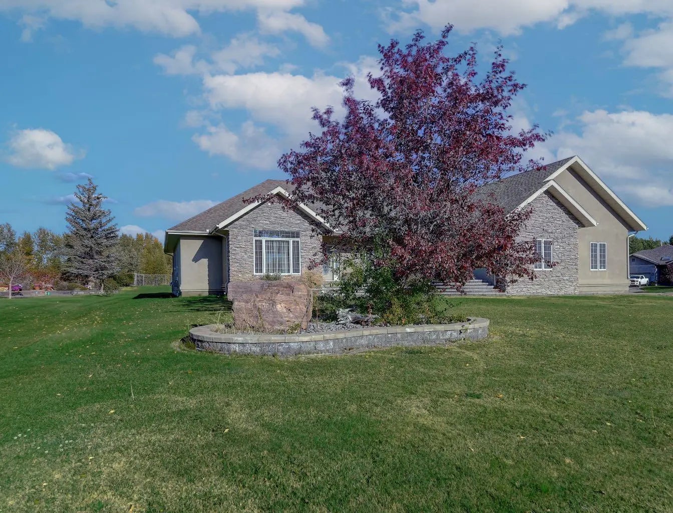 Photo of Listing #A2302155