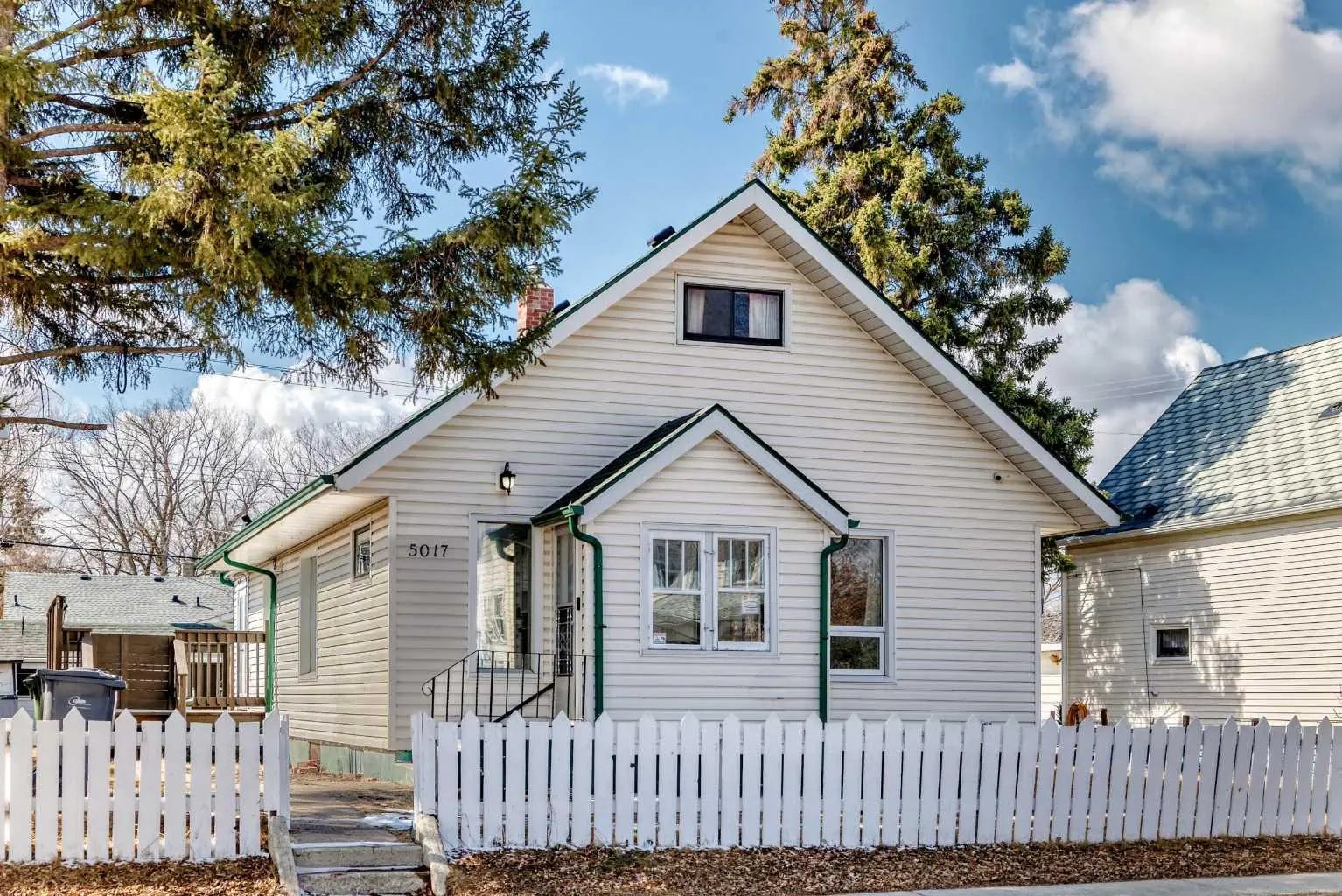 Photo of Listing #A2302226