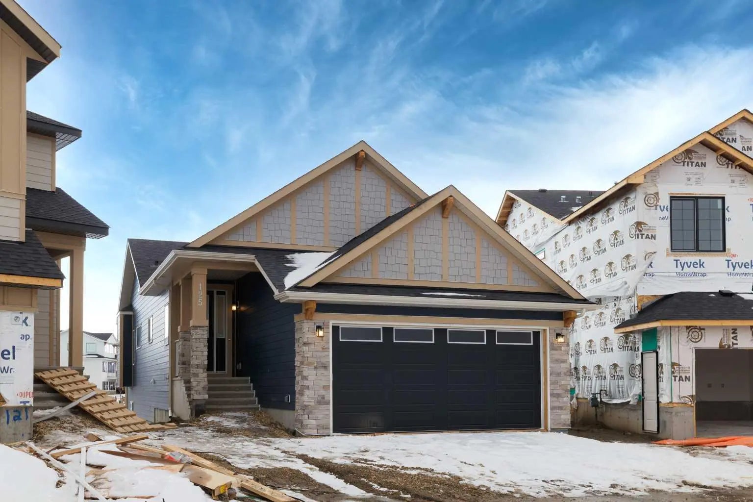 Photo of Listing #A2302248