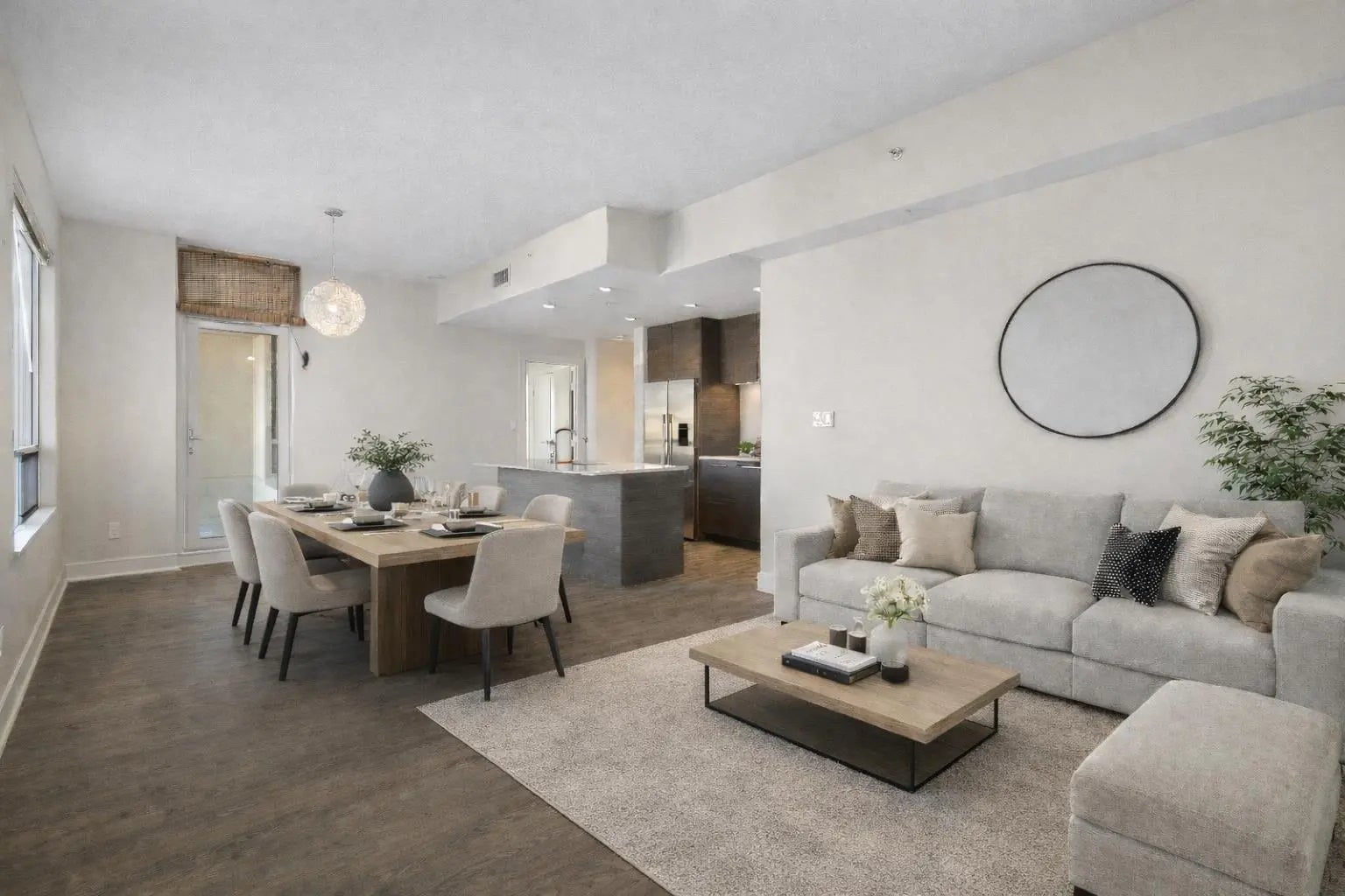 Photo of Listing #A2302377