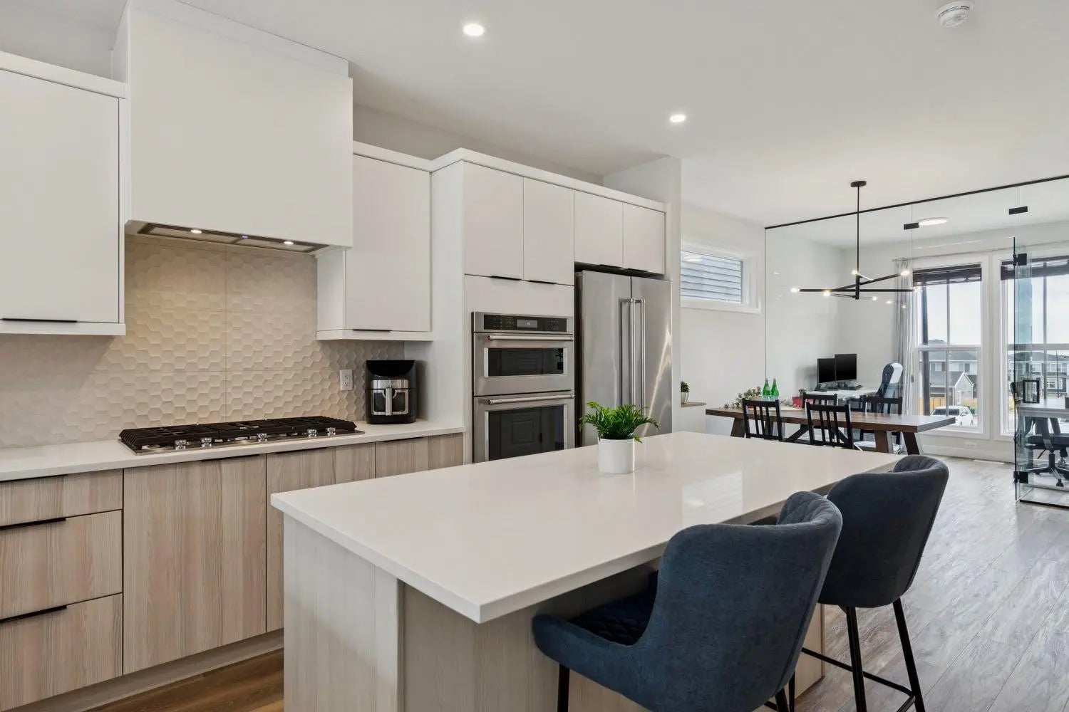 Photo of Listing #A2302395