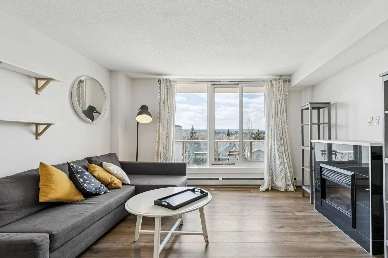 Photo of Listing #A2302466