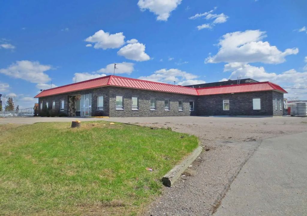 1310 Meridian Road Ne, Calgary