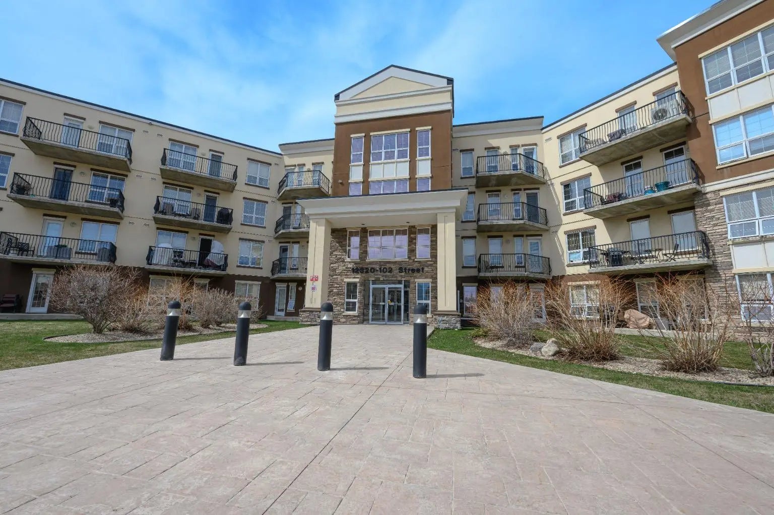 Photo of Listing #A2302955