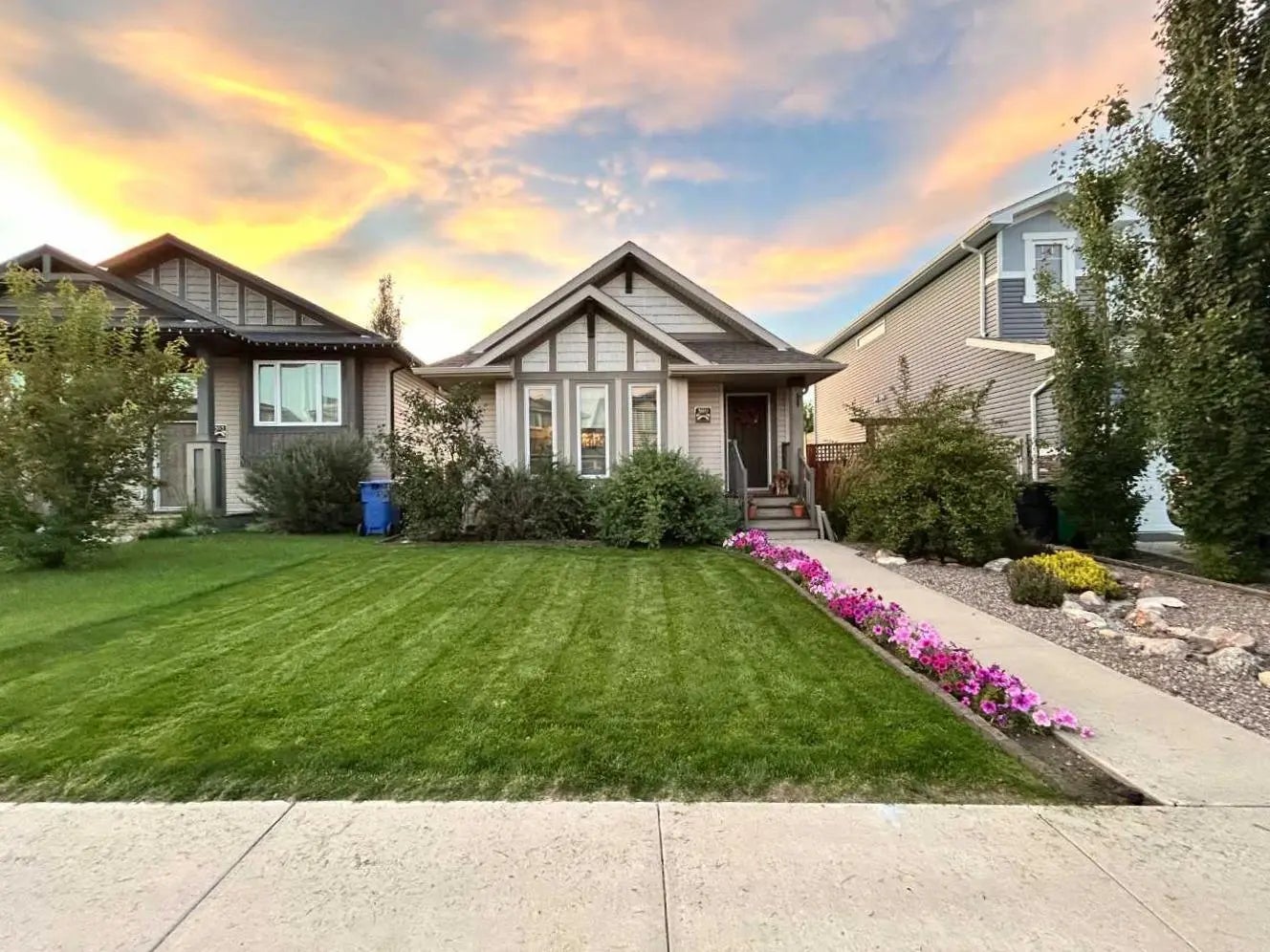 Photo of Listing #A2303101