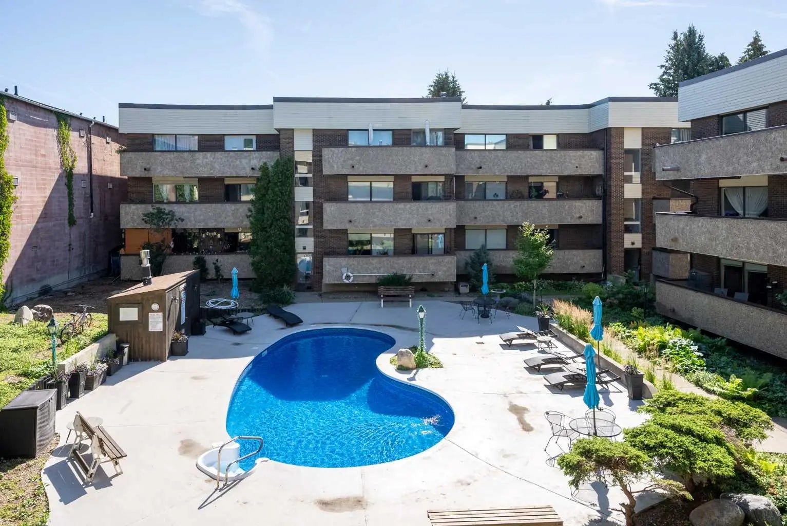 Photo of Listing #A2303125