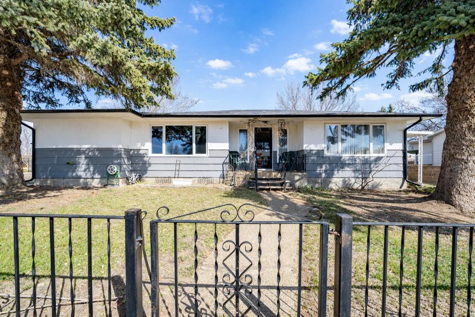 Photo of Listing #A2303177