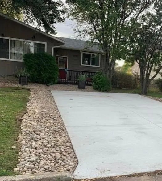 Photo of Listing #A2303200