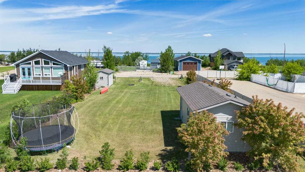15 Marina Place , Rural Stettler No. 6, County of