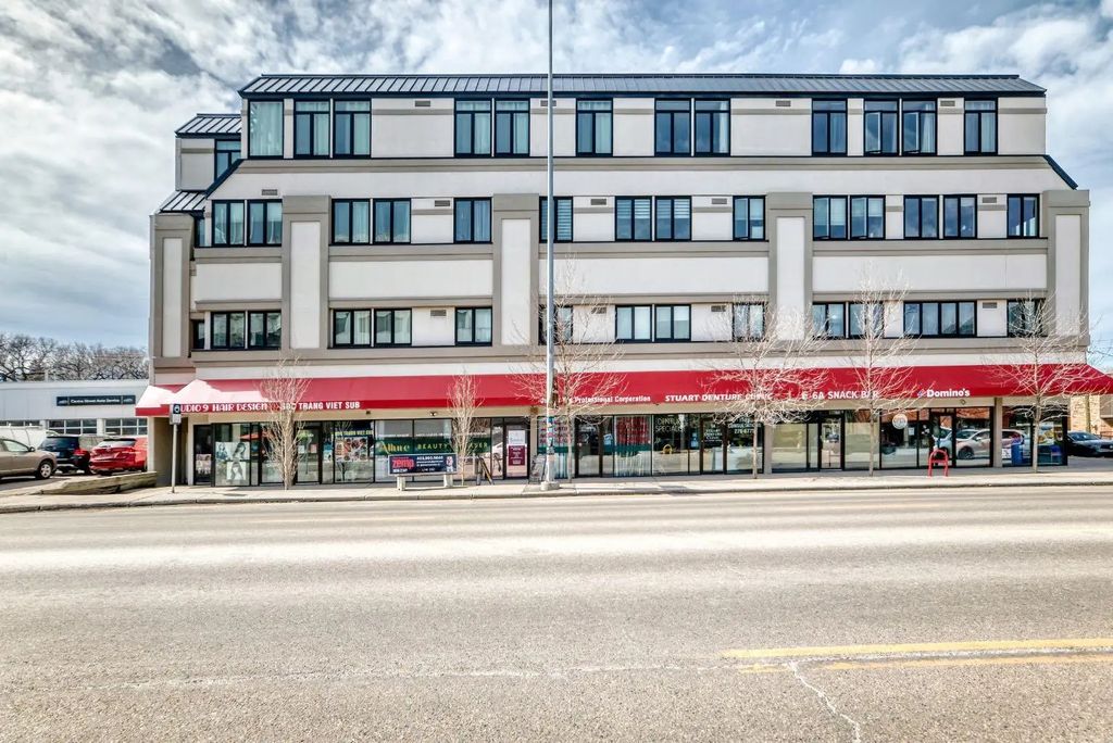 6 1015 Centre Street NW, Calgary