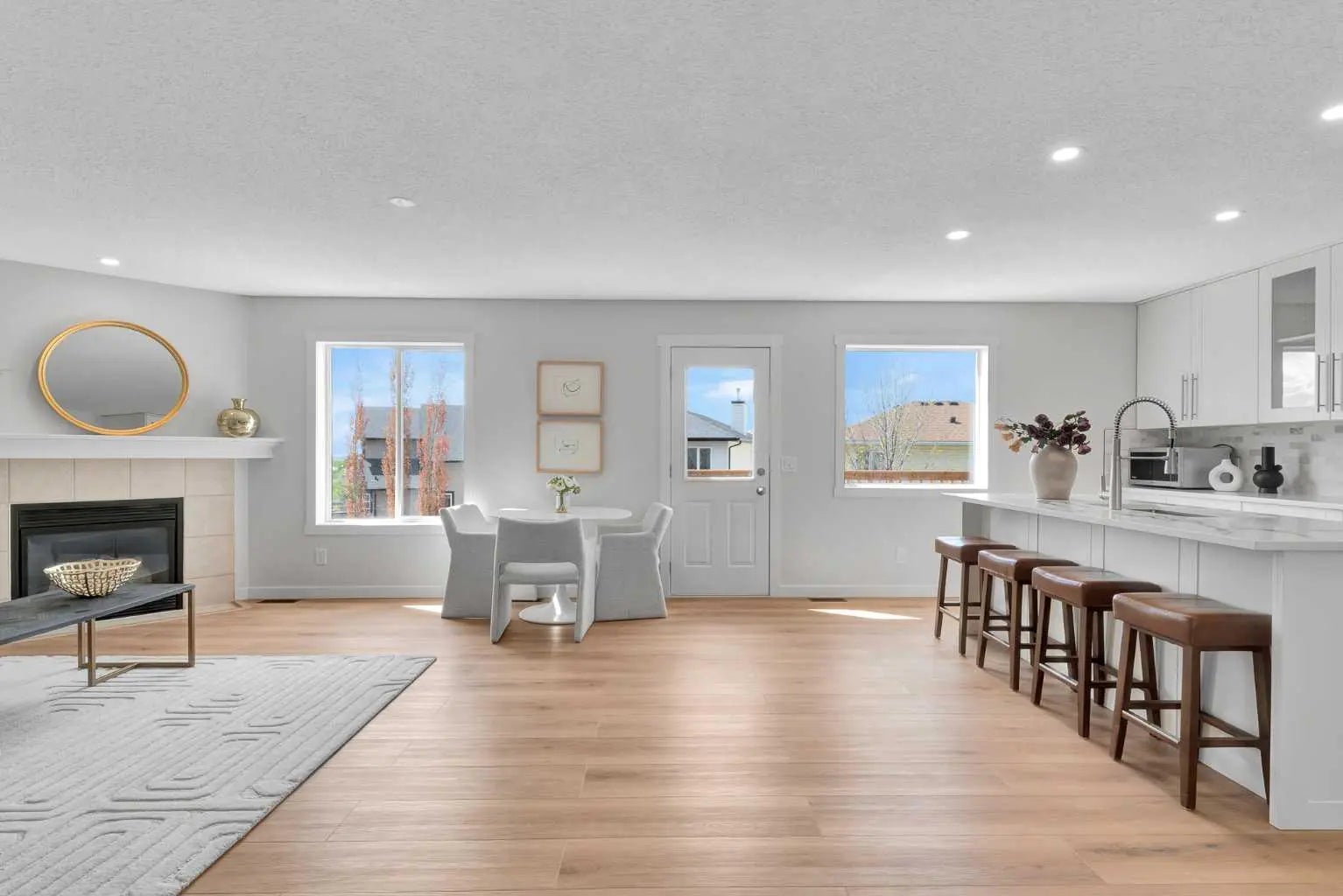 Photo of Listing #A2303686