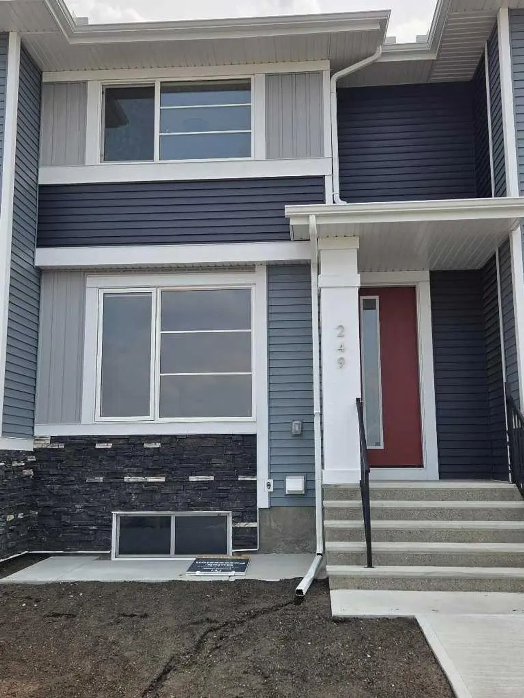 241 Cobblestone Gate Sw, Airdrie
