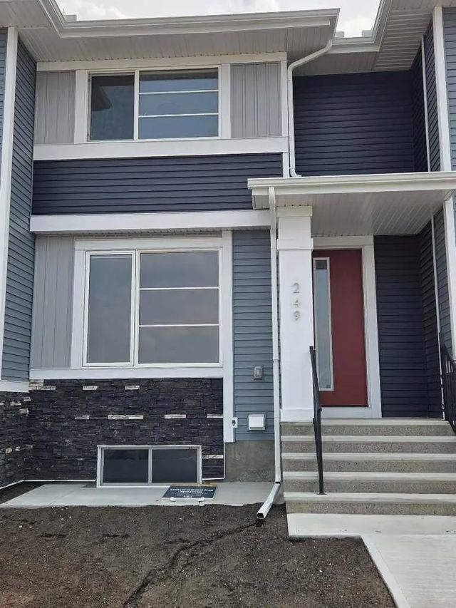 241 Cobblestone Gate Sw, Airdrie