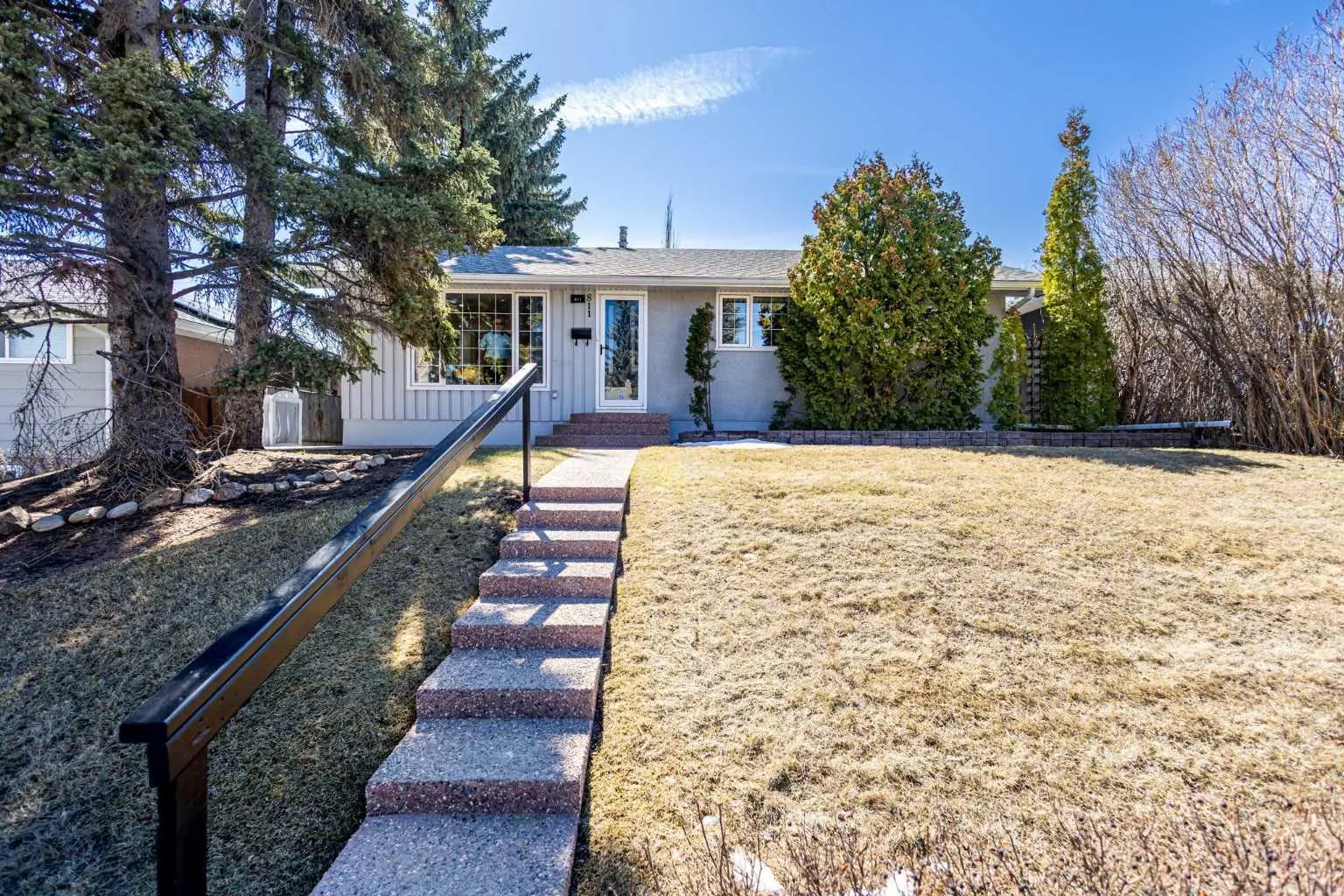 Photo of Listing #A2304033