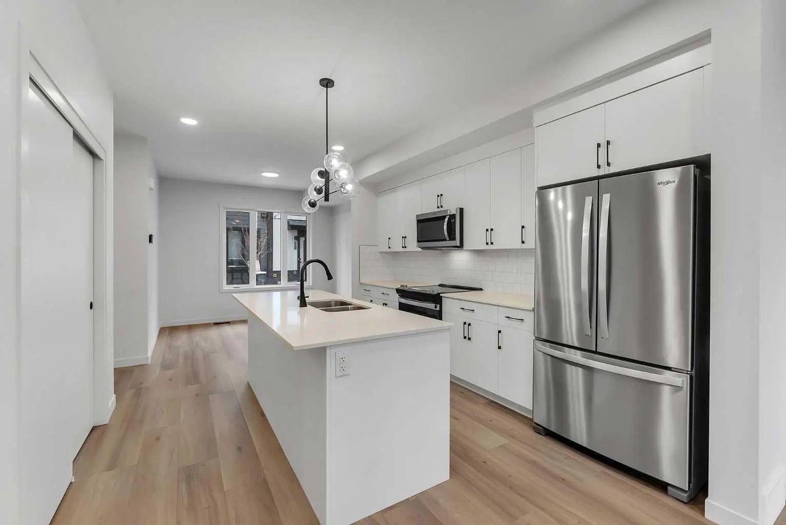 83 Arbour Lake Court Northwest, Calgary – Residential Row/Townhouse Listing Photo 11