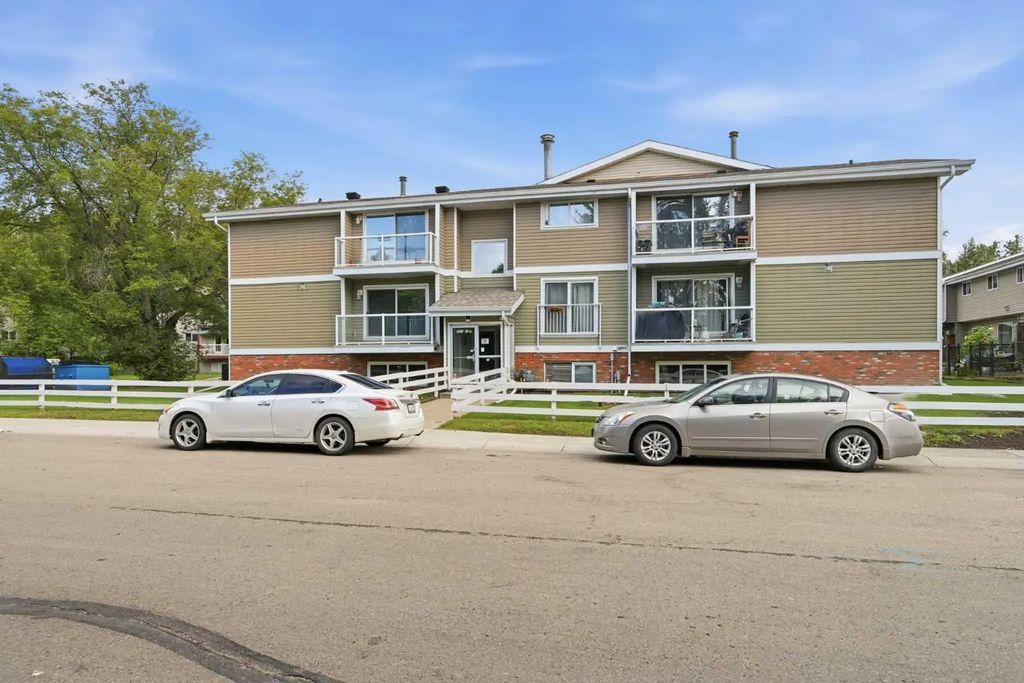 102 5812 61 Street , Red Deer