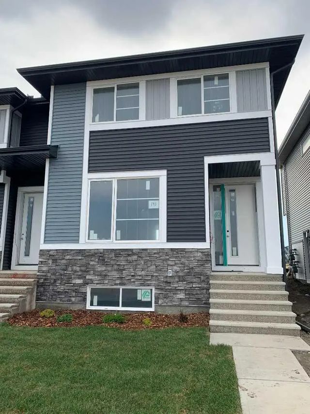 143 Ambleridge Street E, Calgary