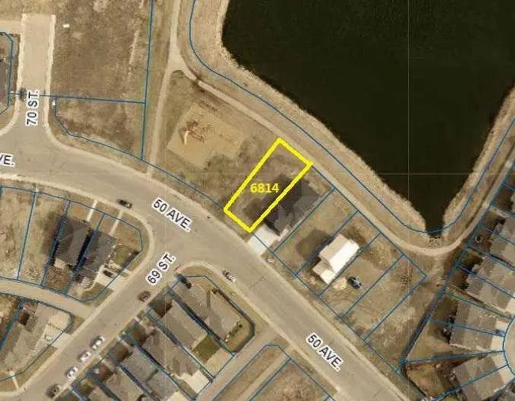 6814 50 Avenue , Camrose