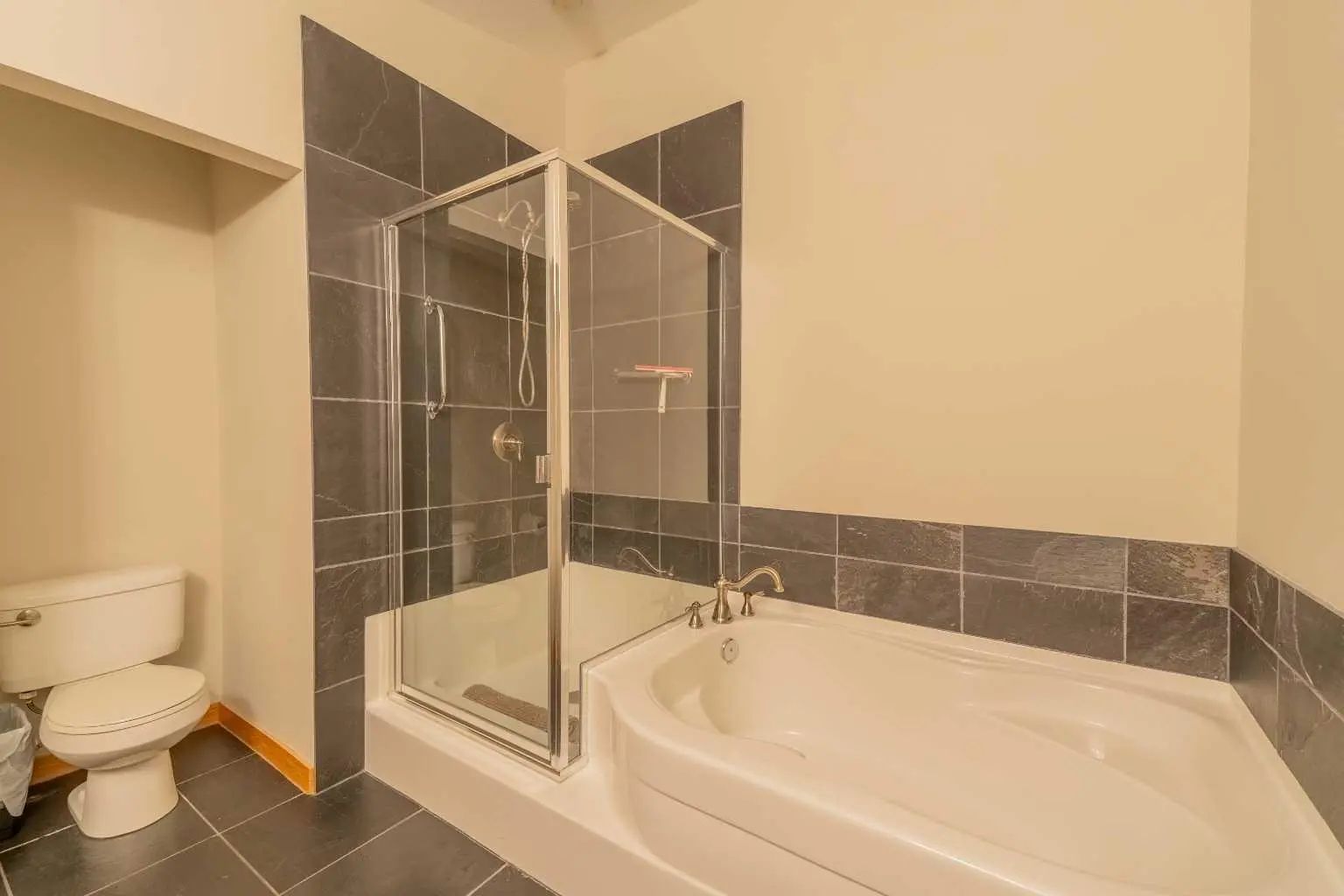 302 801 Benchlands Trail , Canmore – Residential Apartment Listing Photo 30