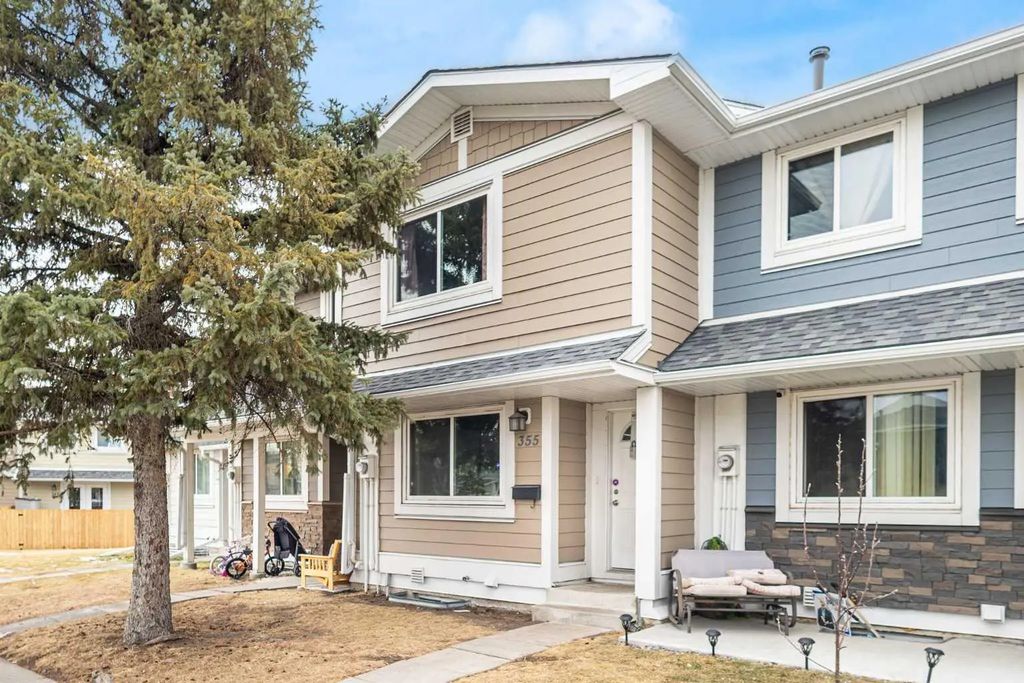 355 Georgian Villas , Calgary