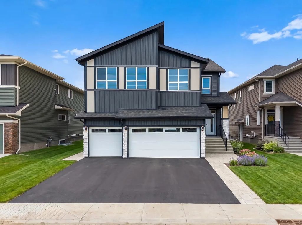 83 Dawson Wharf Mount , Chestermere