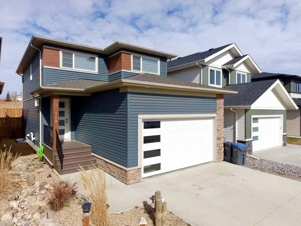 119 Crestview Boulevard , Sylvan Lake