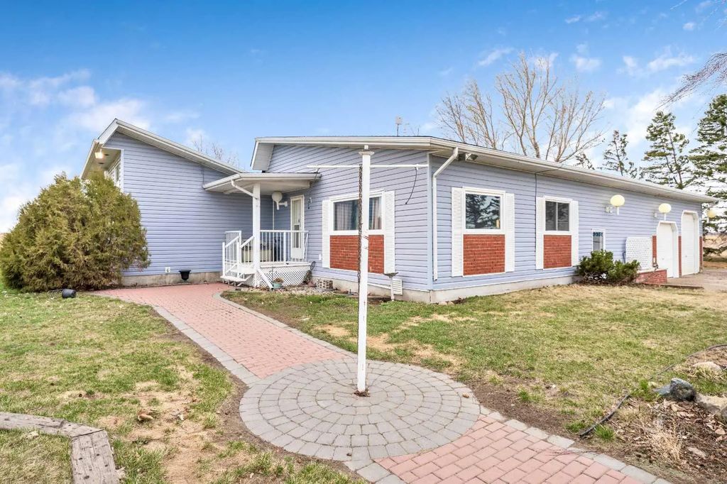 222082 Highway 817  , Rural Wheatland County