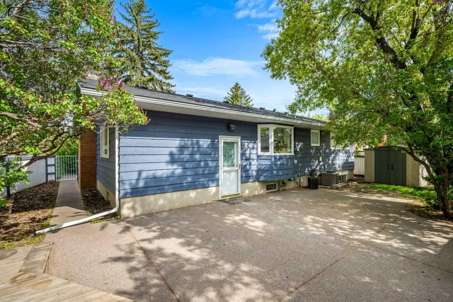 235 Lake Rosen Crescent Southeast, Calgary – Residential Detached Listing Photo 41