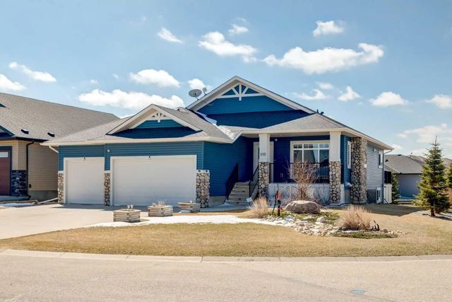102 Speargrass Crescent , Carseland