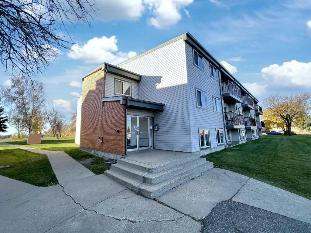 204a 295 Columbia Boulevard W, Lethbridge