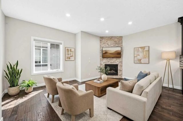 2 309 15 Avenue Ne, Calgary