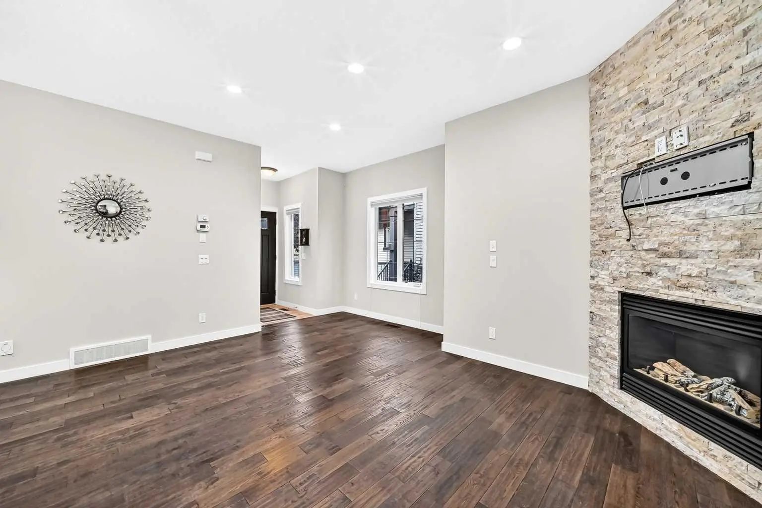 2 309 15 Avenue Northeast, Calgary – Residential Row/Townhouse Listing Photo 5