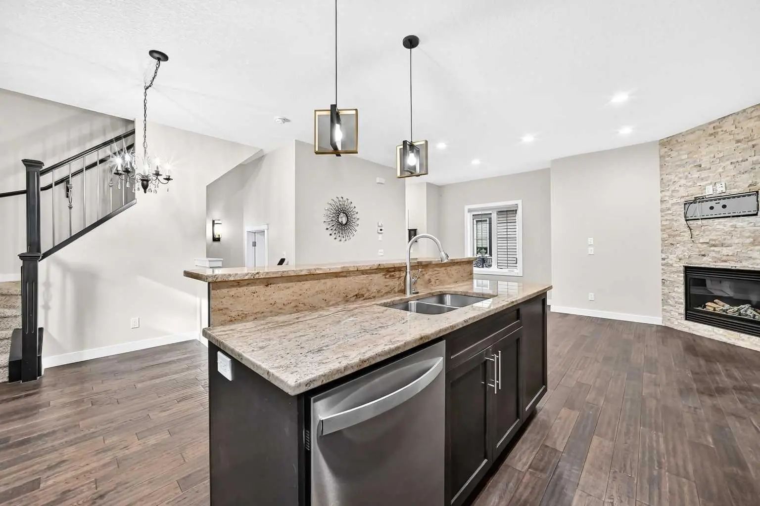 2 309 15 Avenue Northeast, Calgary – Residential Row/Townhouse Listing Photo 7