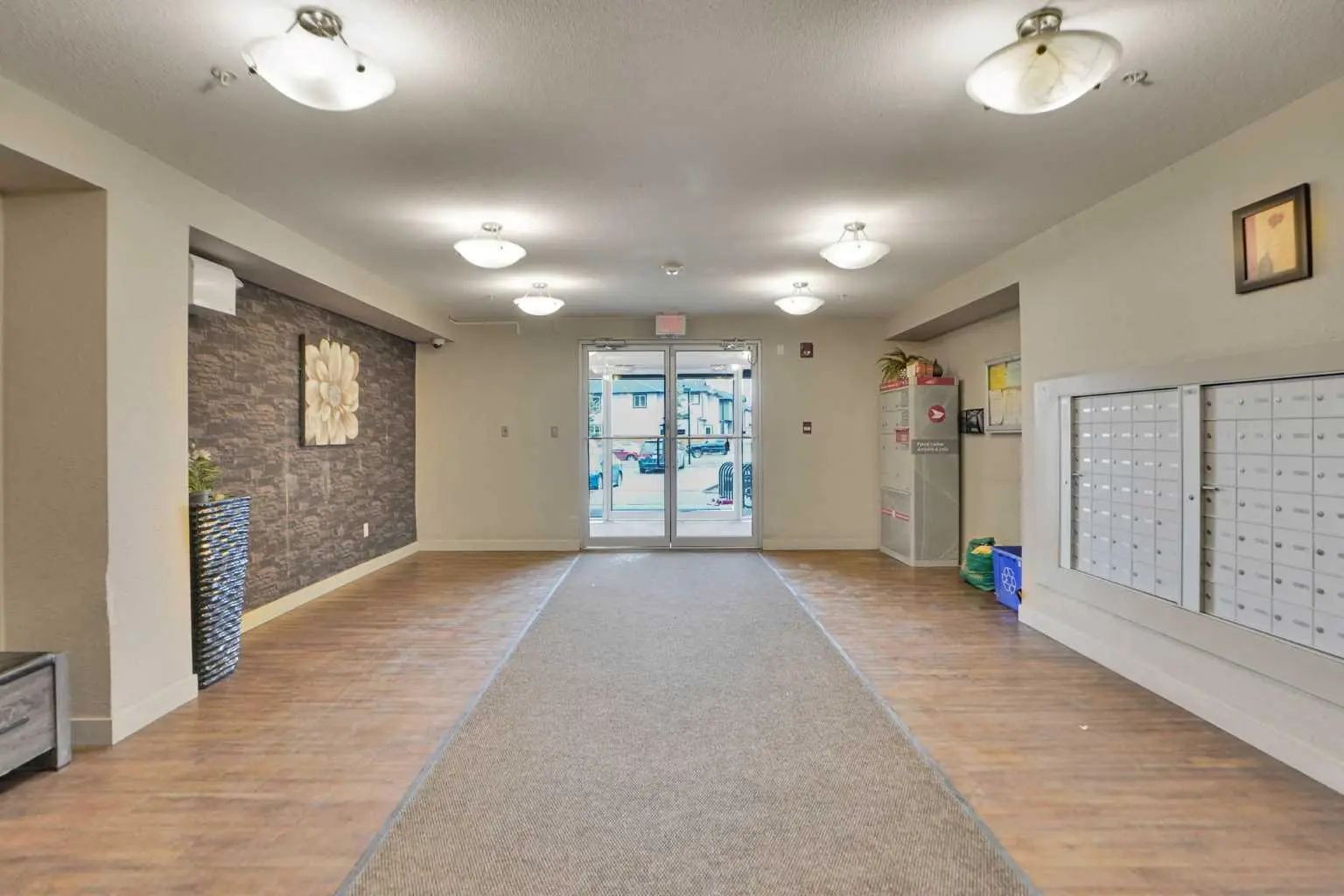 414 7210 80 Avenue Northeast, Calgary – Residential Apartment Listing Photo 2
