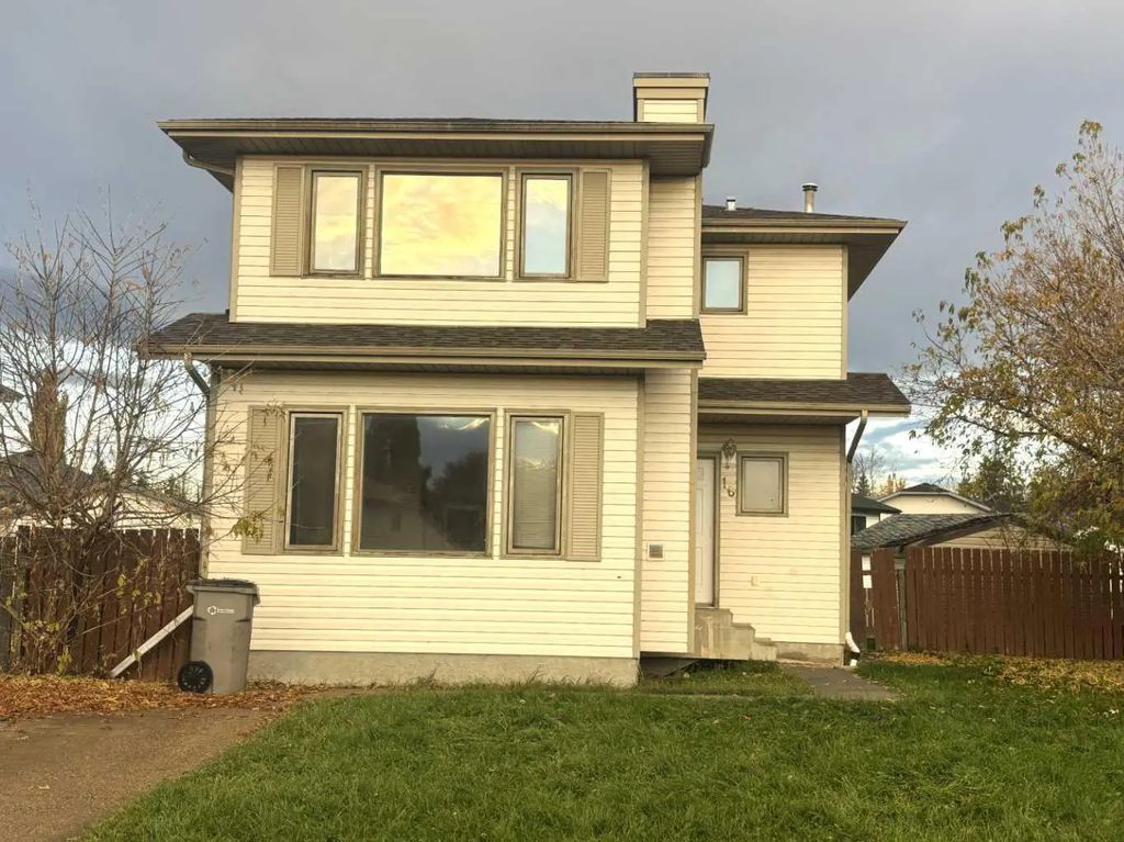 16 Wood Drive , Whitecourt