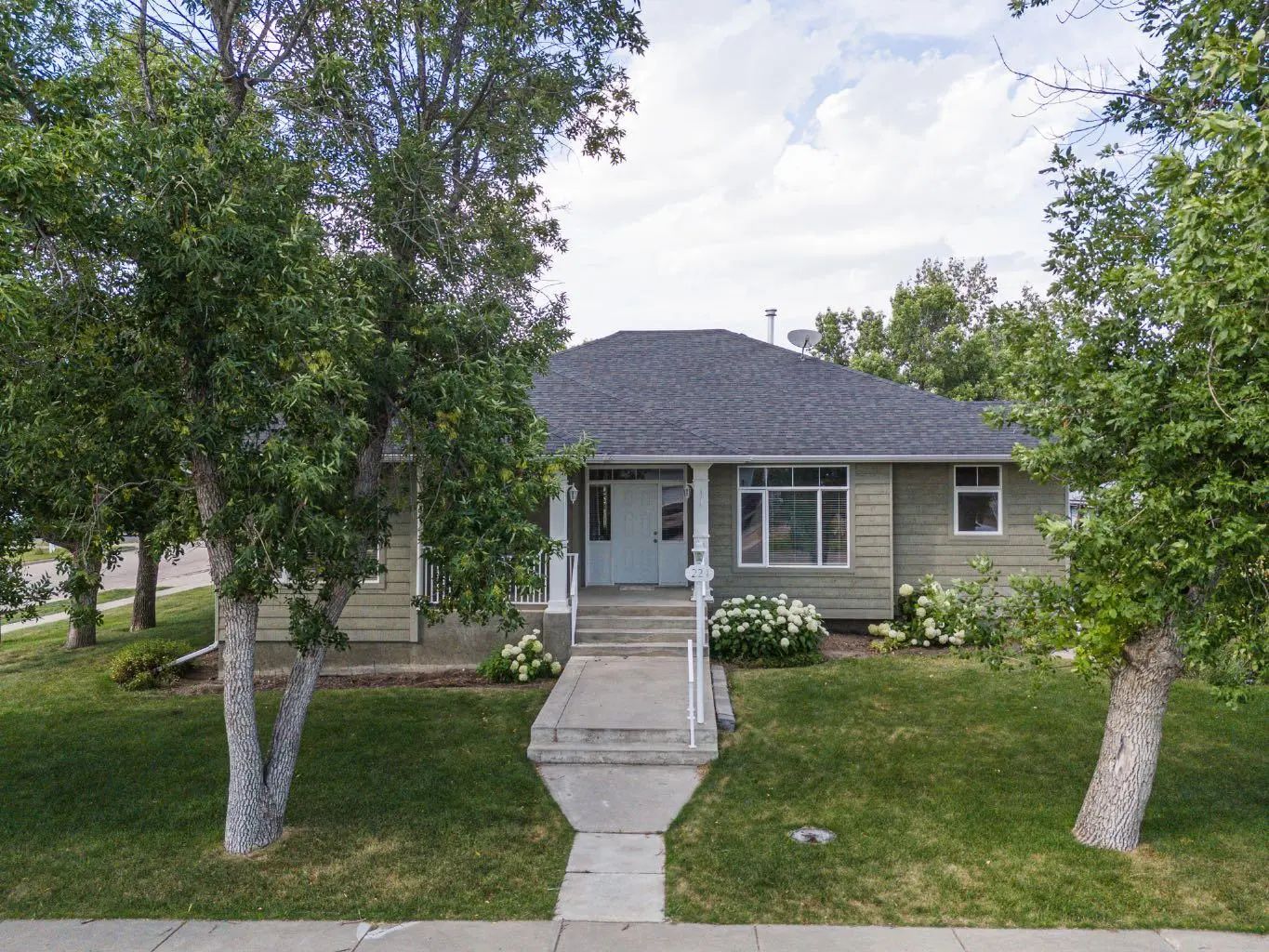 Photo of Listing #A2308640