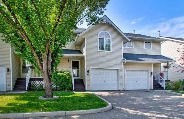 45 567 Edmonton Trail Ne, Airdrie