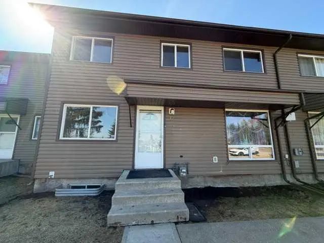 12 5231 6 Avenue , Edson