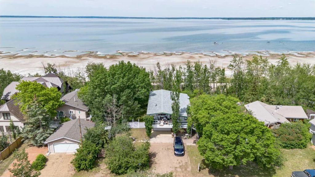 44 Lakeview Avenue , White Sands