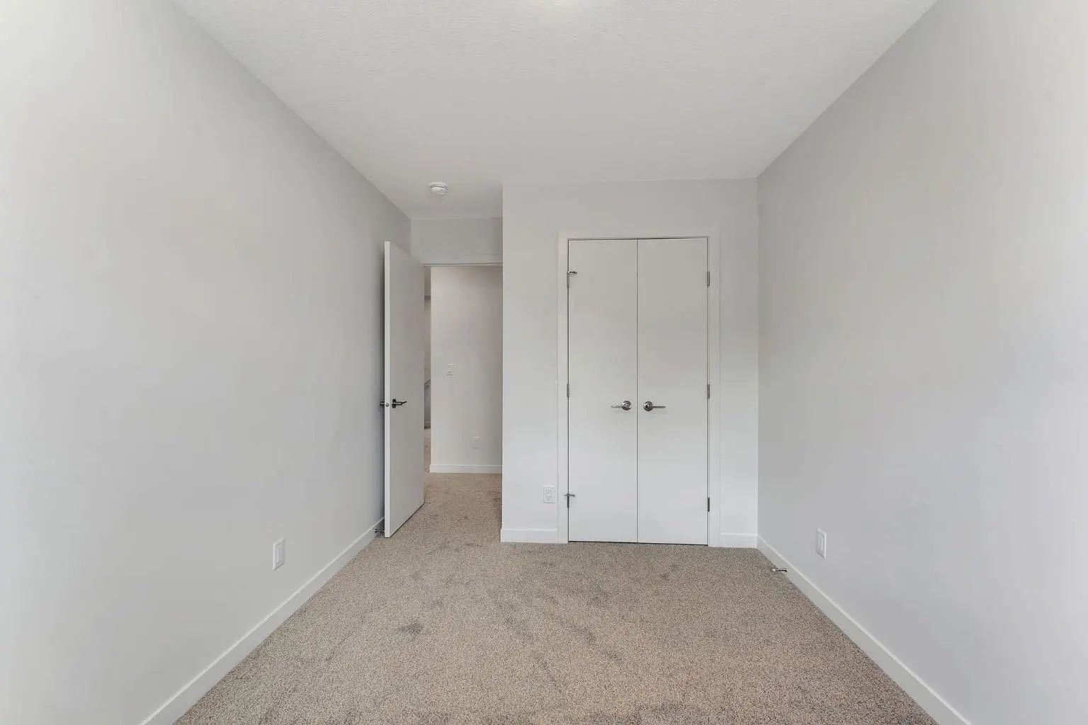7 Heritage Heath , Cochrane – Residential Semi Detached (Half Duplex) Listing Photo 30