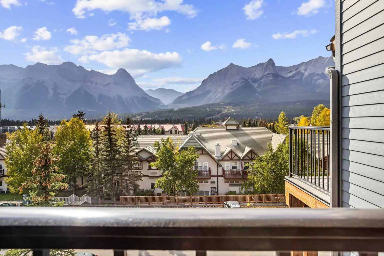 313c 1818 Mountain Avenue , Canmore – Residential Apartment Listing Photo 3