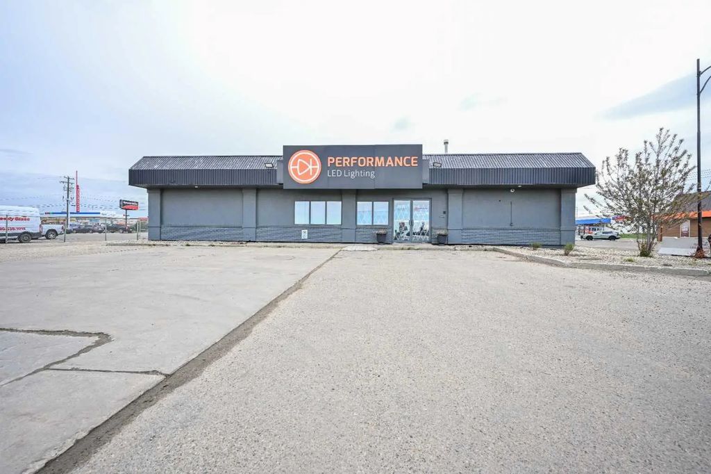 12221 100 Street , Grande Prairie