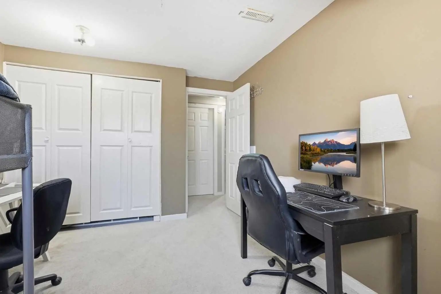 416 Pinemont Gate Northeast, Calgary – Residential Row/Townhouse Listing Photo 11