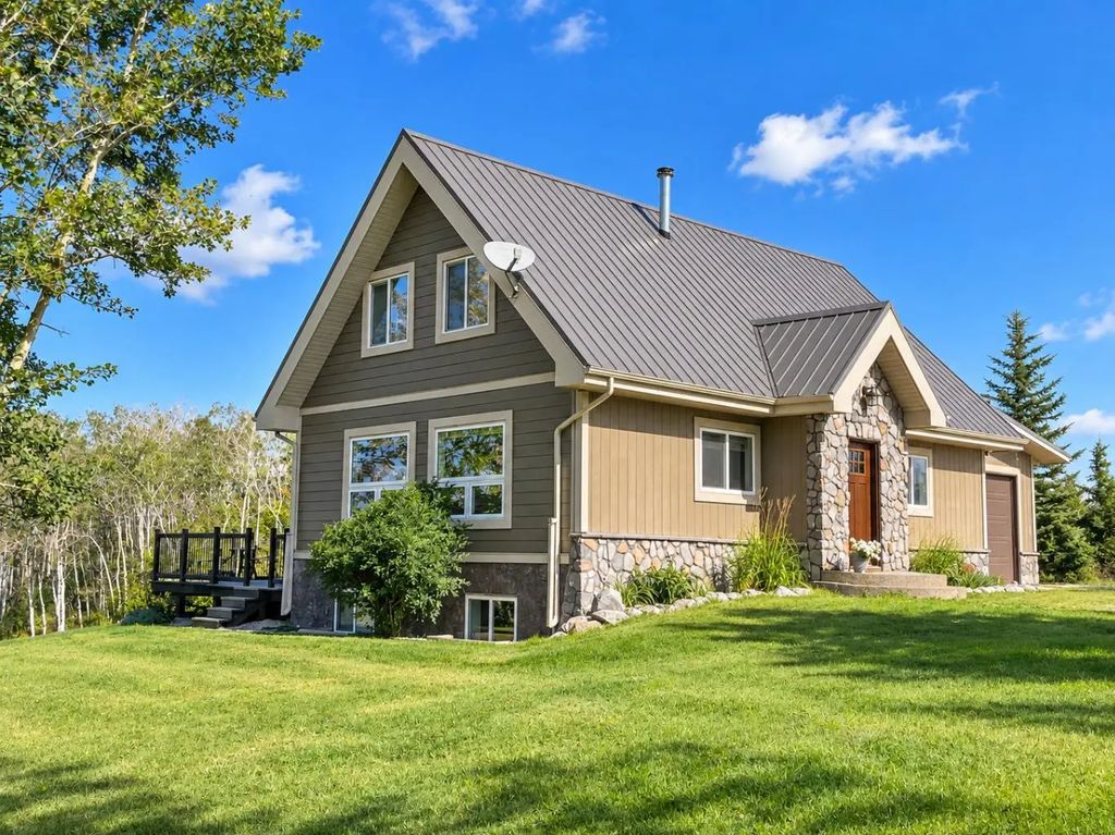 30-36006 Highway 2 Service Road South  , Rural Red Deer County