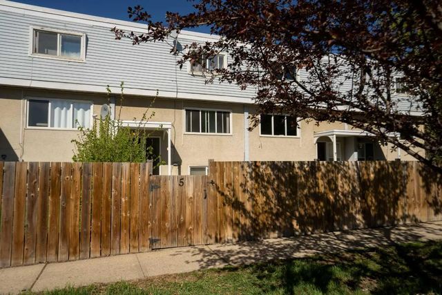 5 8808 96 Street , Peace River