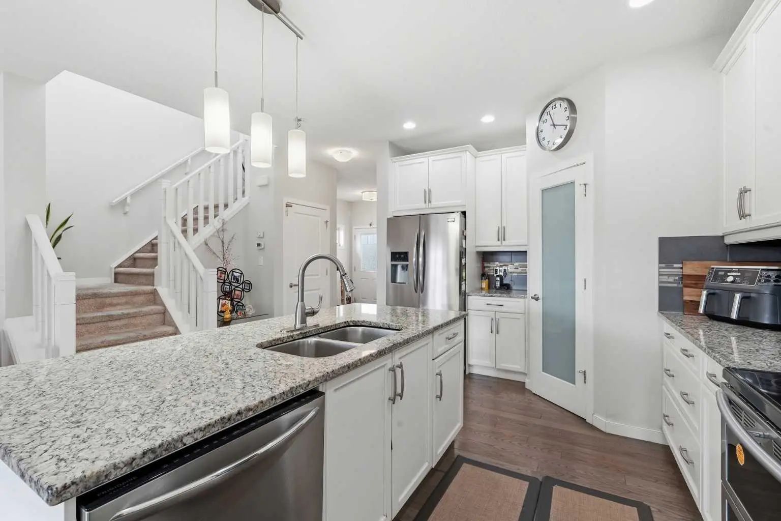 4 Panton Road Northwest, Calgary – Residential Detached Listing Photo 10