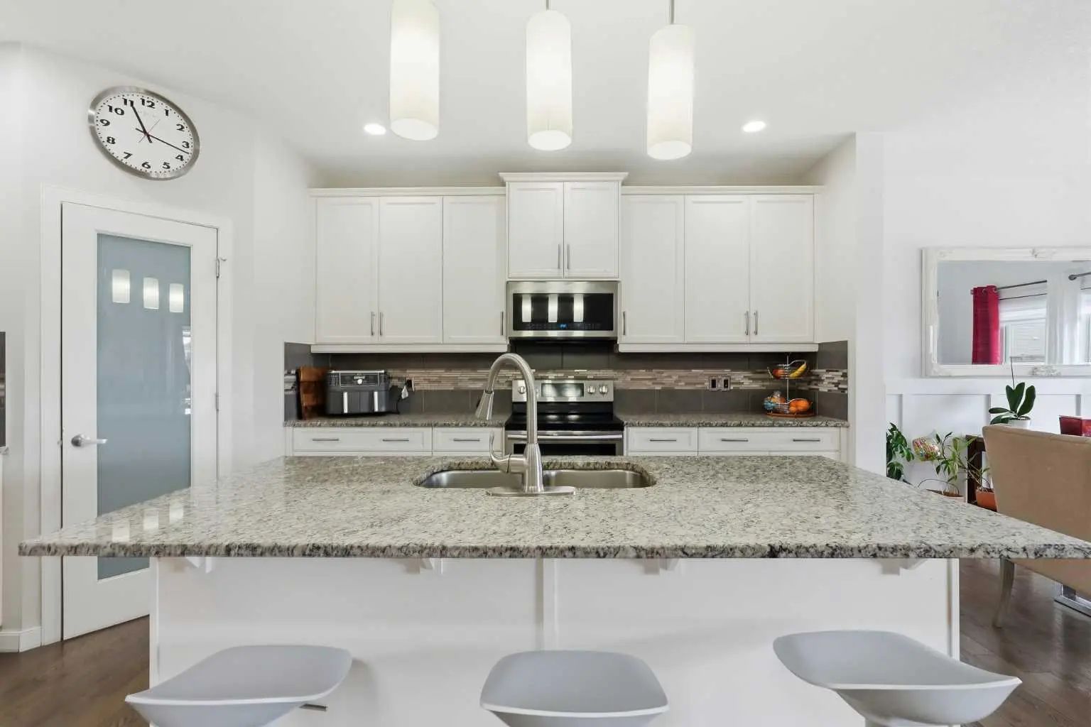 4 Panton Road Northwest, Calgary – Residential Detached Listing Photo 9