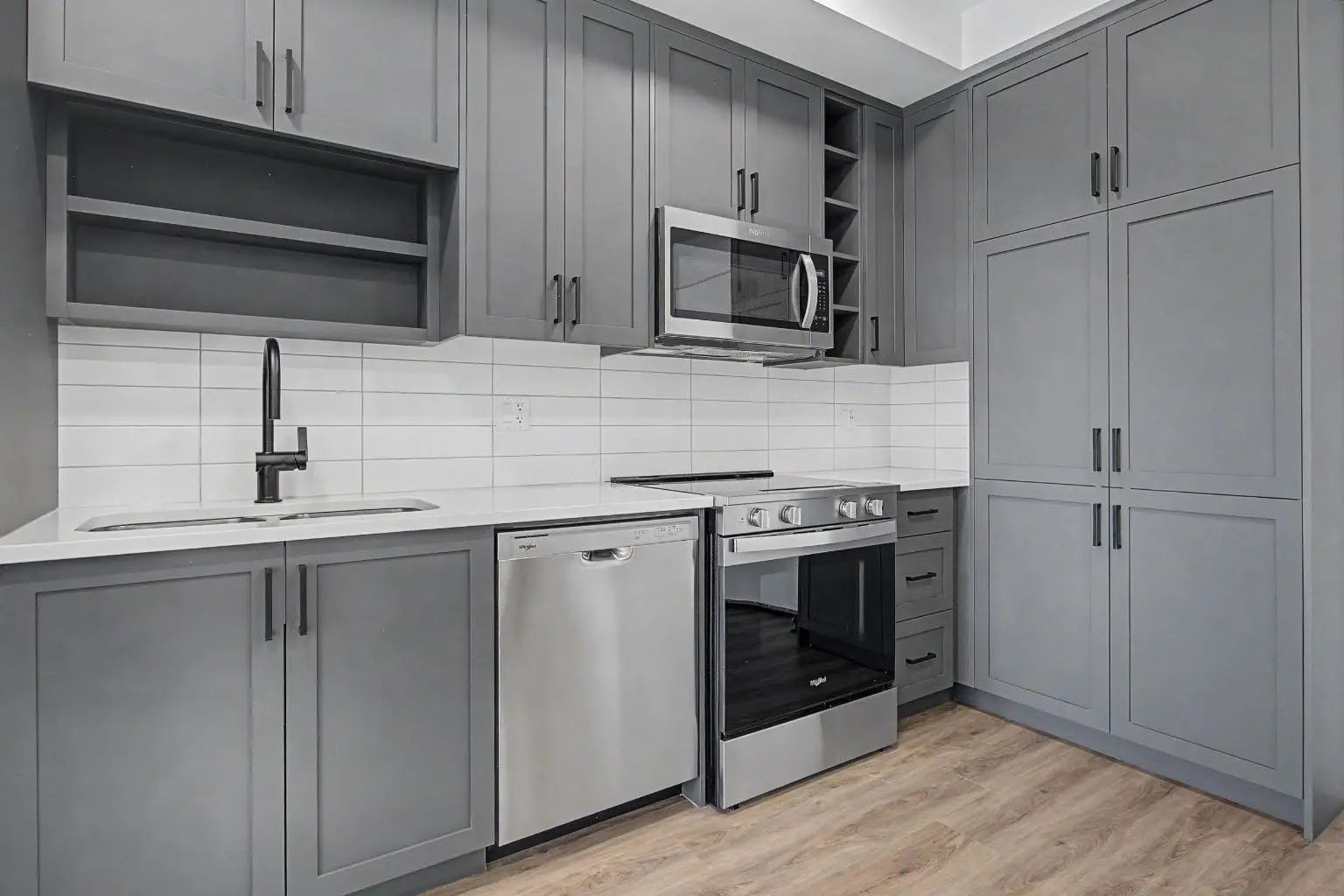 205 3107 Warren Street , Calgary – Residential Apartment Listing Photo 4